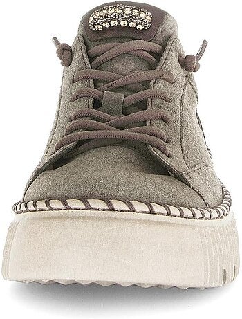 Baskets en cuir