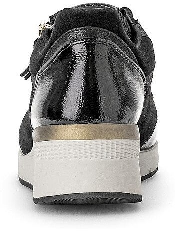 Baskets en cuir