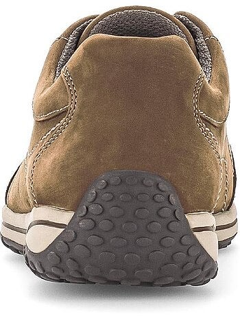 Baskets en cuir nubuck