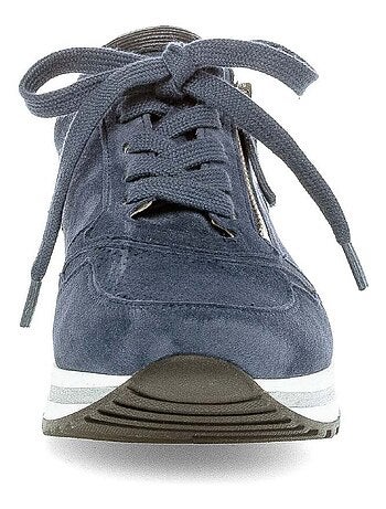 Baskets en cuir velours
