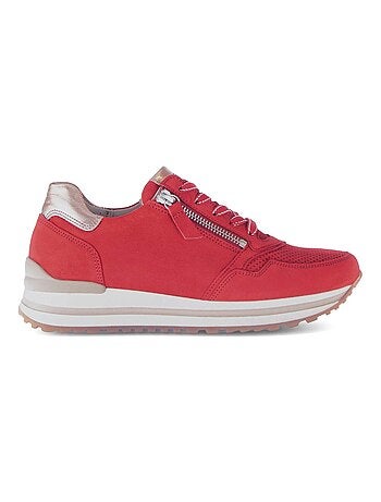 Baskets en cuir velours
