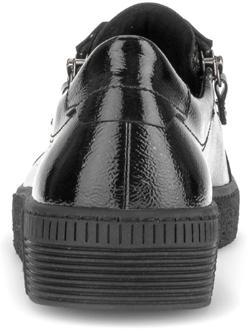 Baskets  en cuir verni - Kiabi