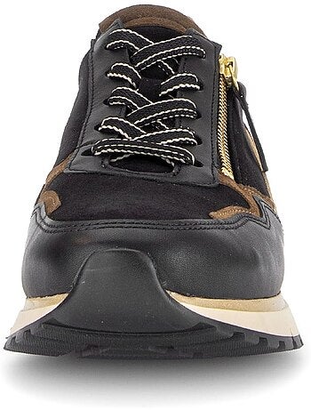 Baskets en daim et cuir
