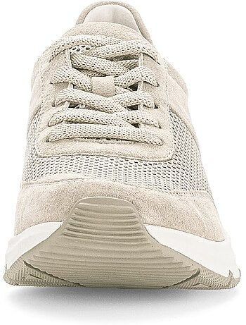 Baskets en daim et textile