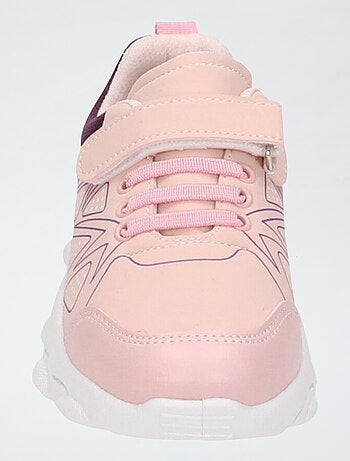 Baskets en mesh avec scratchs et lacets élastiquées