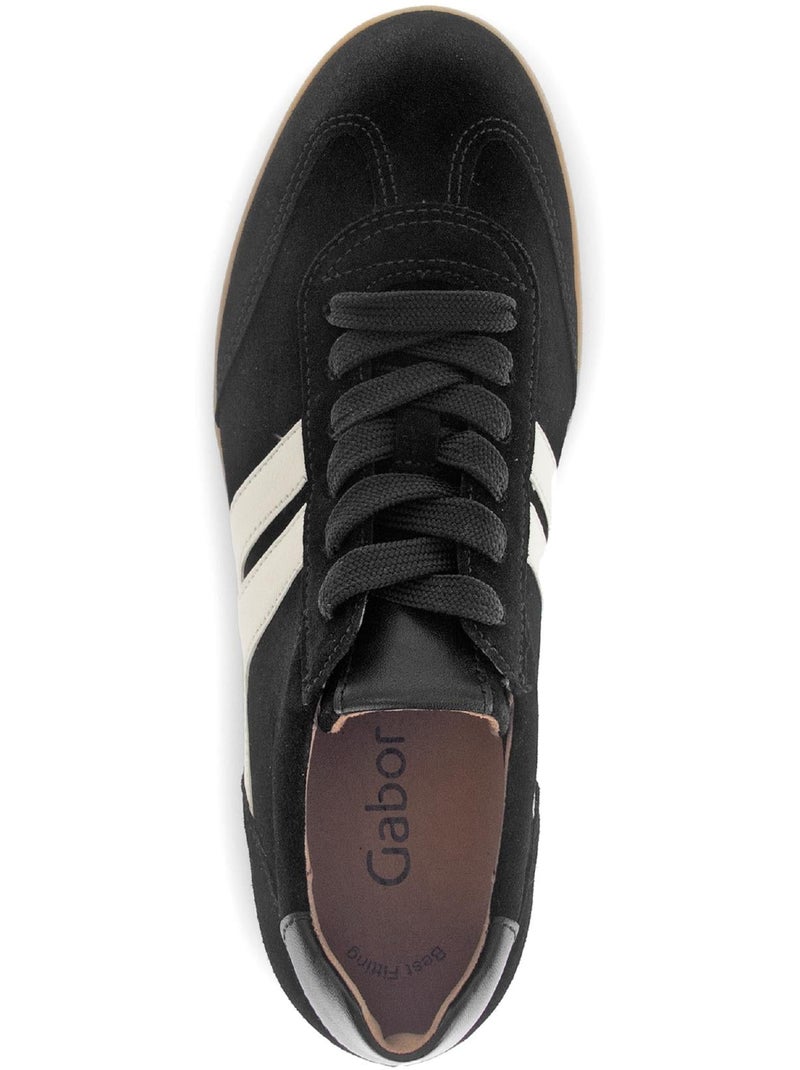 Baskets  en nubuck Noir - Kiabi