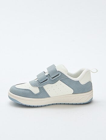 Baskets en simili avec 2 scratchs