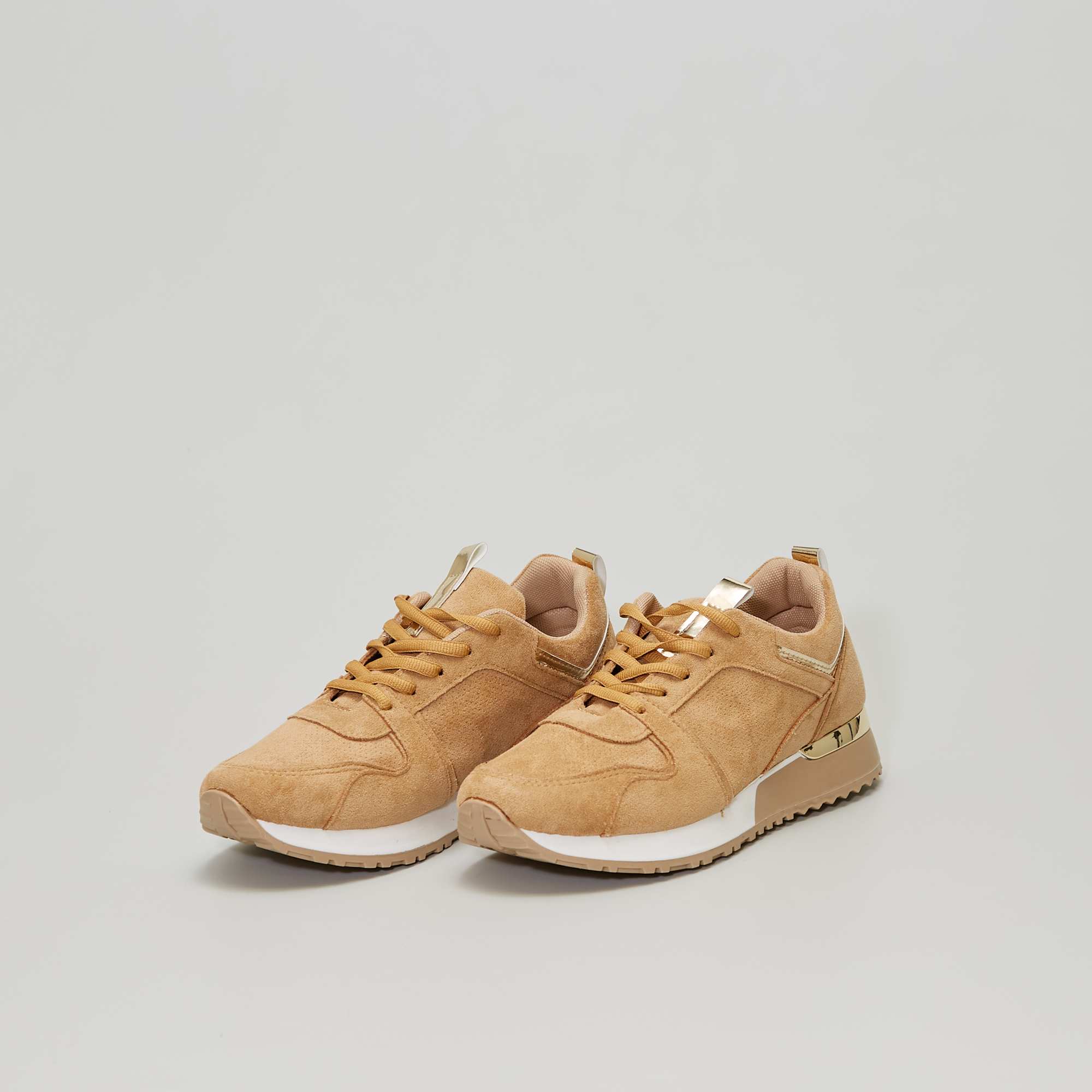 basket couleur camel femme