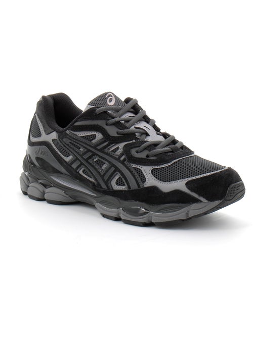 Baskets en textile et mesh asics - Kiabi Baskets en textile et mesh asics - Kiabi