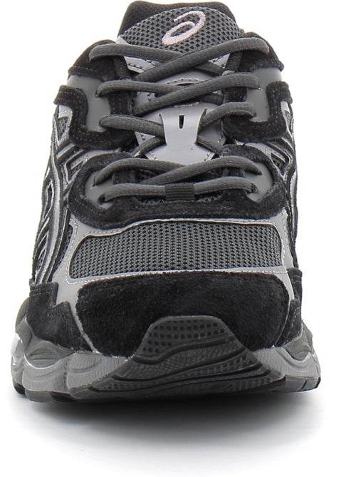 Baskets en textile et mesh asics - Kiabi Baskets en textile et mesh asics - Kiabi