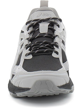 Baskets en textile et mesh asics