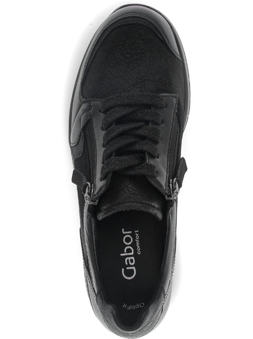 Baskets en Textile et Nubuck (adaptées Hallux Valgus) - Kiabi Baskets en Textile et Nubuck (adaptées Hallux Valgus) - Kiabi