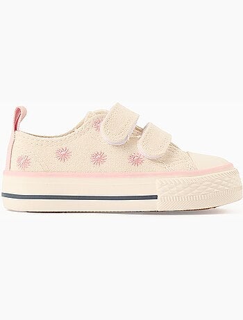 Baskets en toile avec motif floral brodé