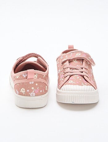 Baskets en toile imprimé damiers