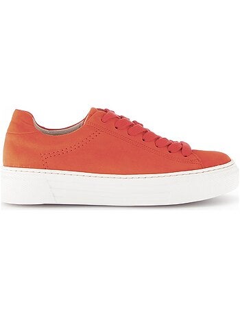 Baskets en velours