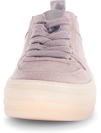 Baskets en velours