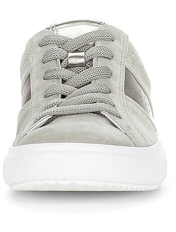 Baskets en velours