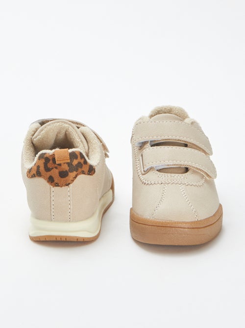 Baskets esprit running à scratchs - Kiabi