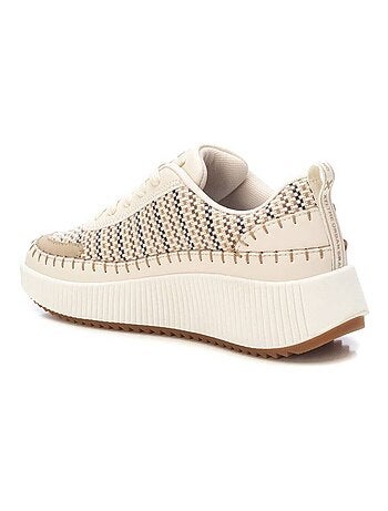 Baskets femme à lacets