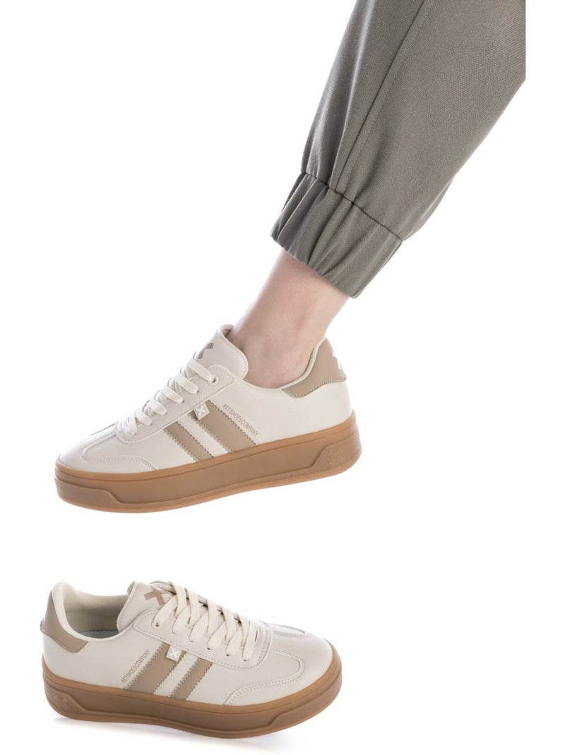 Baskets femme à lacets Beige - Kiabi