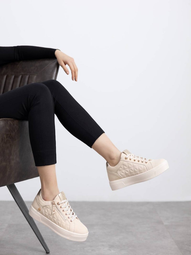 Baskets femme à lacets Beige - Kiabi