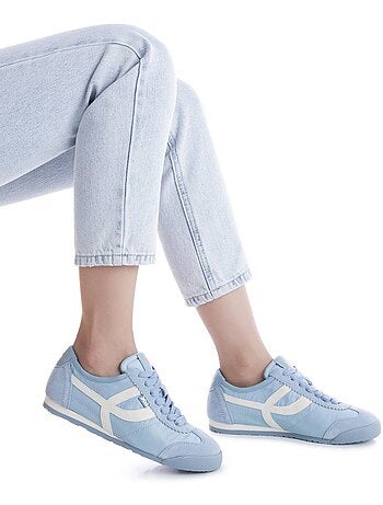 Baskets femme à lacets