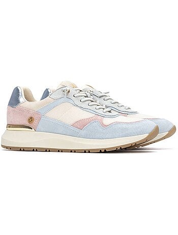 Baskets femme à lacets