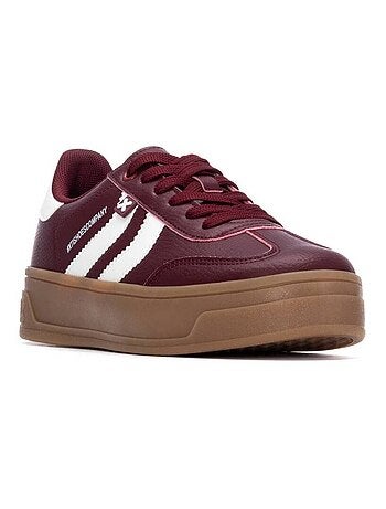 Baskets femme à lacets