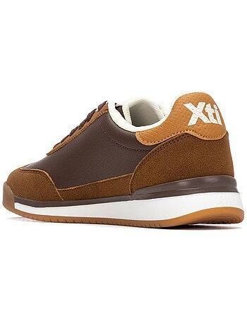 Baskets femme à lacets