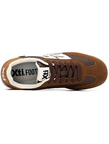 Baskets femme à lacets