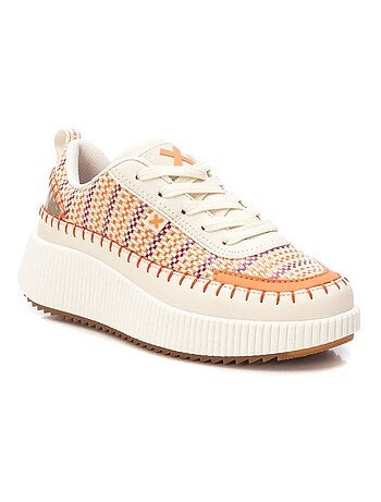 Baskets femme à lacets