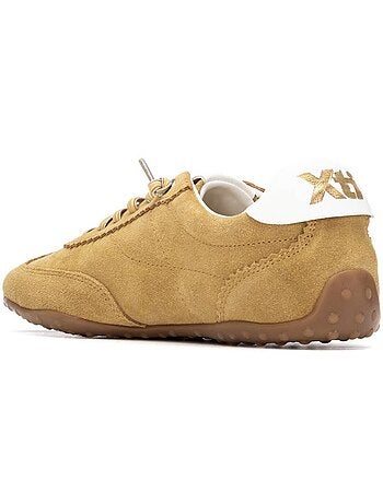 Baskets femme à lacets