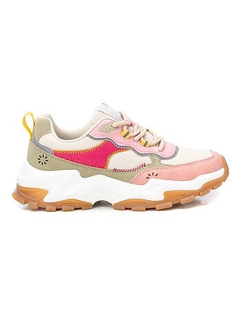 Baskets femme à lacets