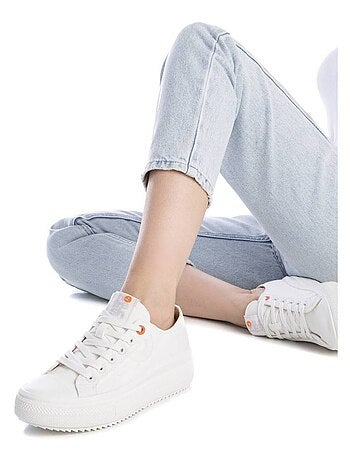 Baskets femme en toile à lacets