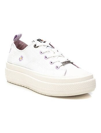 Baskets femme en toile à lacets