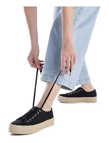 Baskets femme en toile à lacets