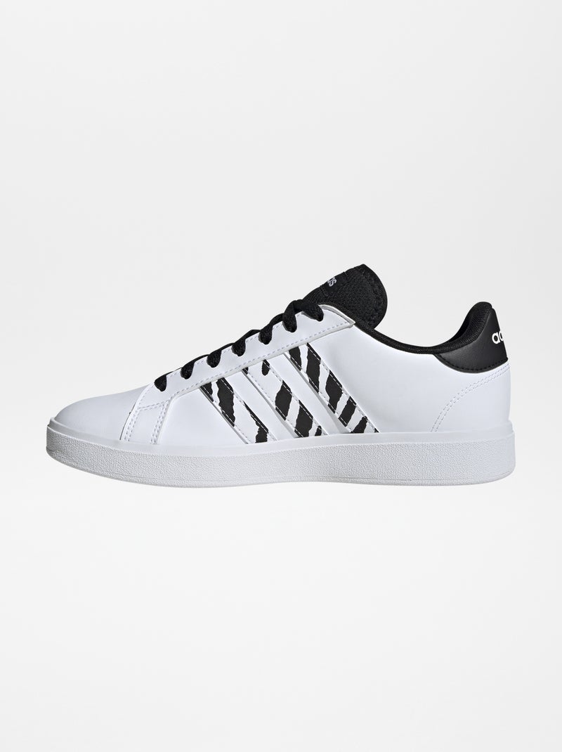 Baskets 'Grand court' zébré 'adidas' blanc - Kiabi