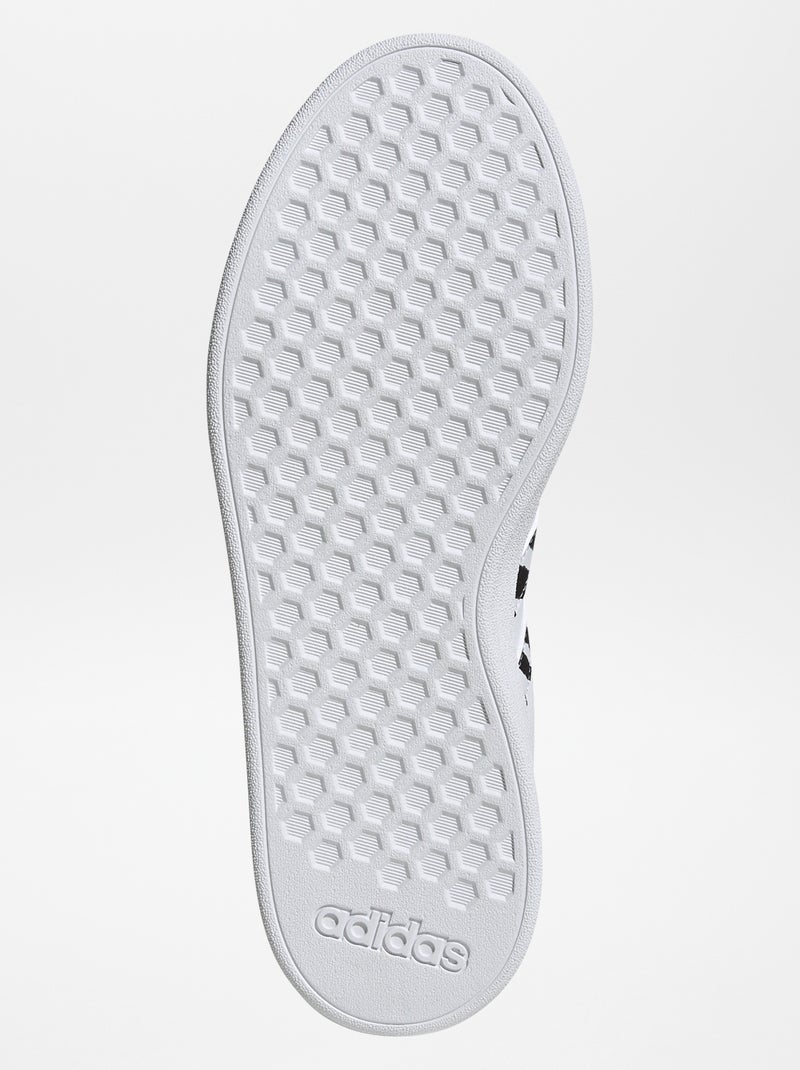 Baskets 'Grand court' zébré 'adidas' blanc - Kiabi