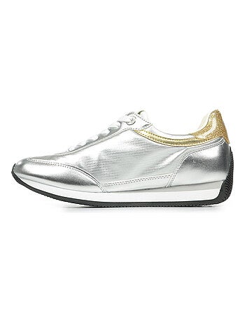 Baskets Guess Skroll 2