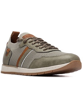 Baskets homme à lacets