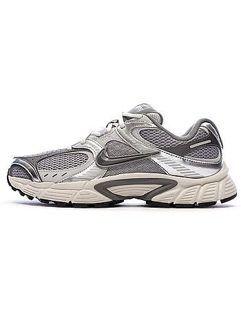 Baskets es Homme Nike V5 RNR
