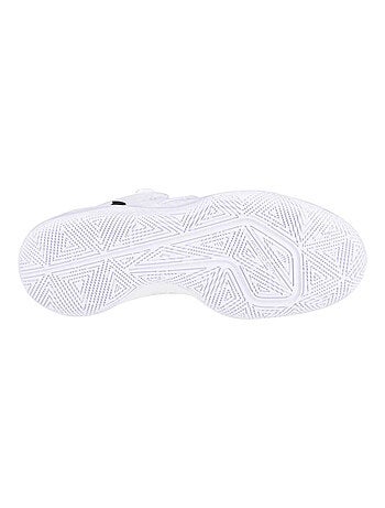Baskets hyperspeed court - nike