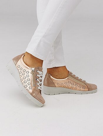 Baskets lacées grande largeur cuir