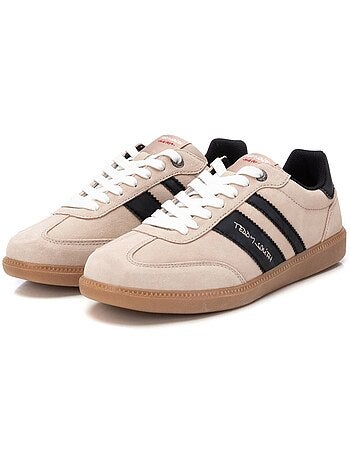 Baskets lacets