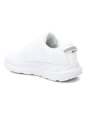 Baskets lacets