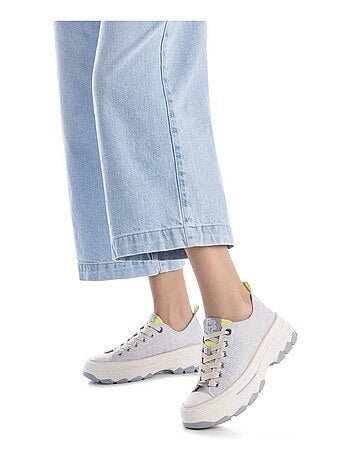 Baskets lacets