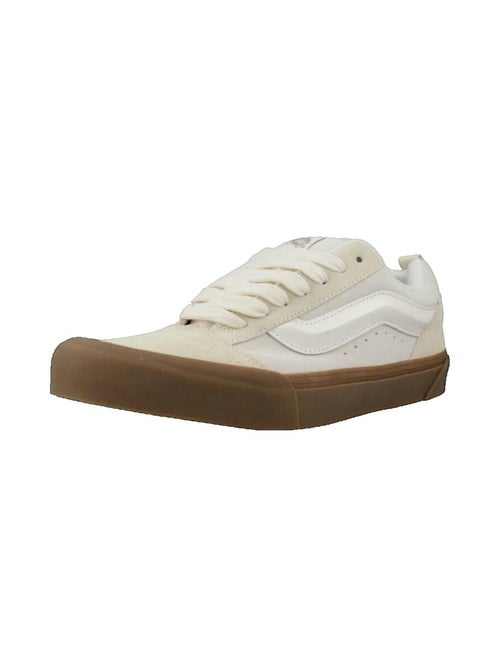 Baskets lifestyle en daim Knu Skool vans - Kiabi