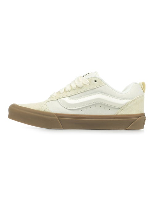 Baskets lifestyle en daim Knu Skool vans - Kiabi