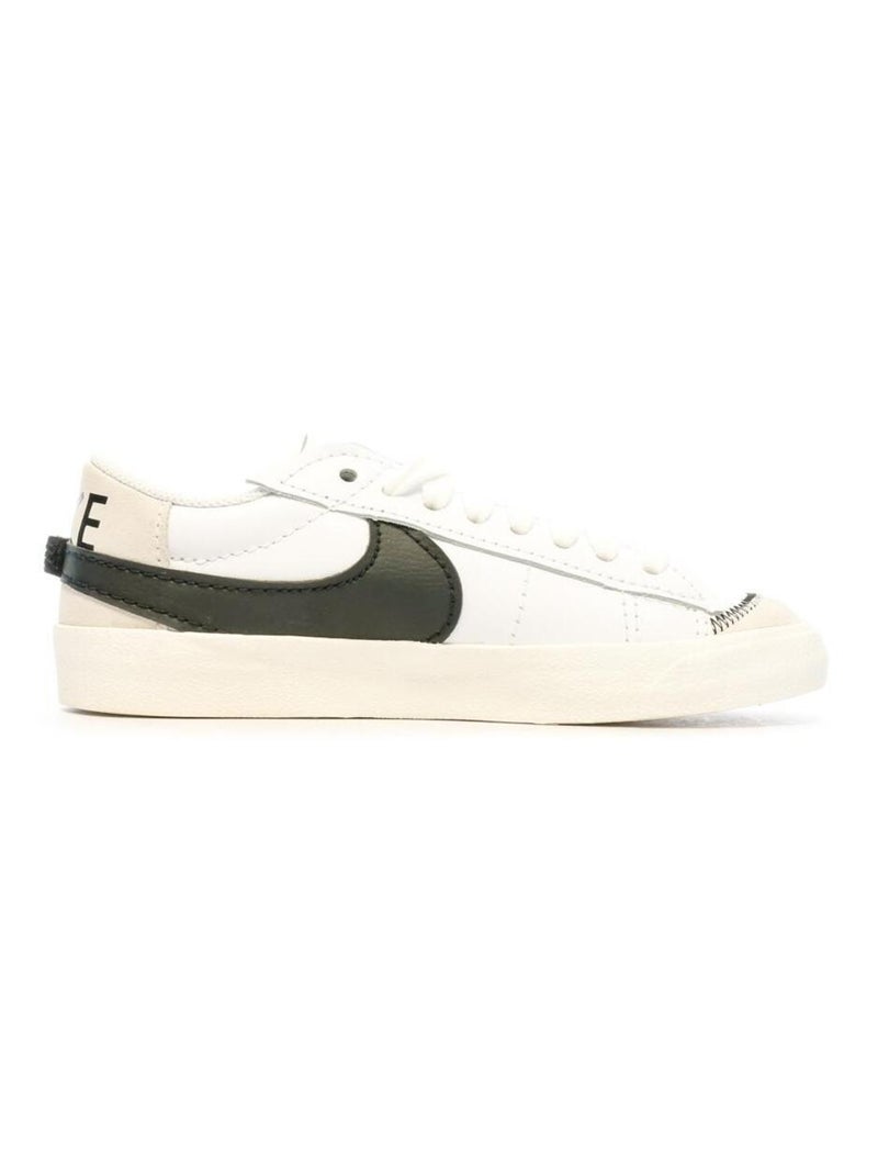 Baskets  Mixte Nike Blazer Low 77 Jumbo Blanc - Kiabi