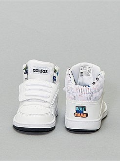 Baskets montantes à scratch 'adidas Hoops' - Kiabi